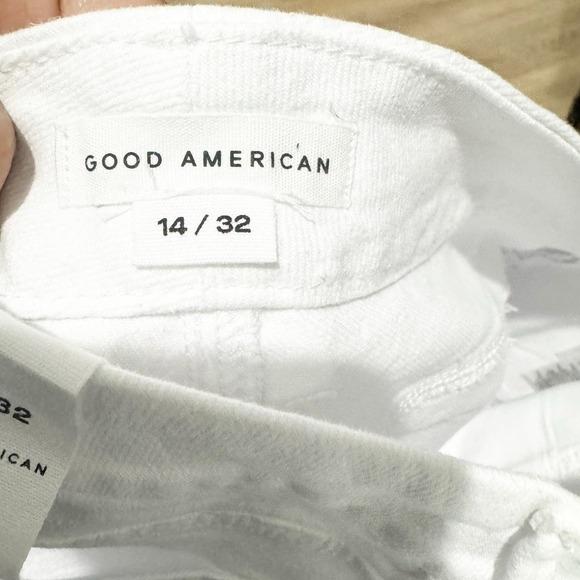 Good American Women's White Good Legs Crop Mini Boot Jean Size 14/32 NWT - Picture 10 of 12